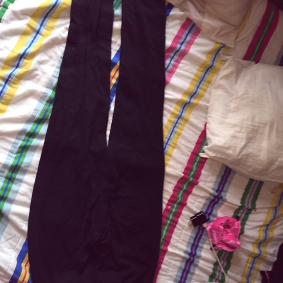 Clothes - Picture 2 of 3